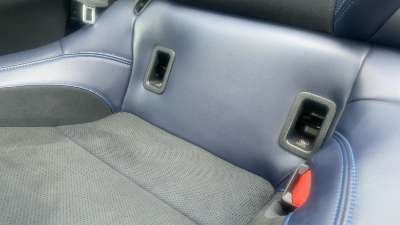 Ford Mustang 5.0 V8 Dark Horse 2dr Petrol Coupe